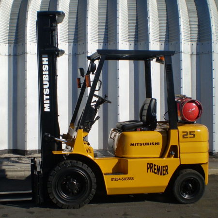 MITSUBISHI FG25T L.P.GAS Fork Lift