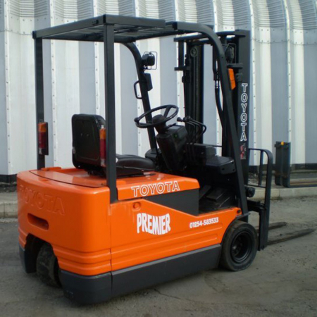 TOYOTA 5FBE15 ELECTRIC Fork Lift