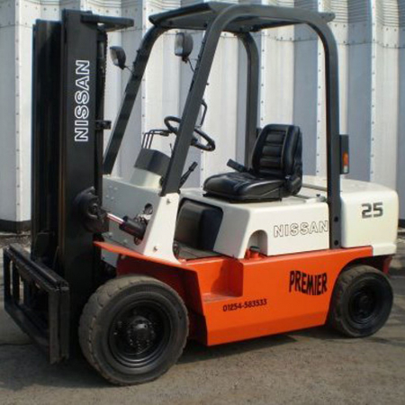 NISSAN FJ02A25 DIESEL Fork Lift